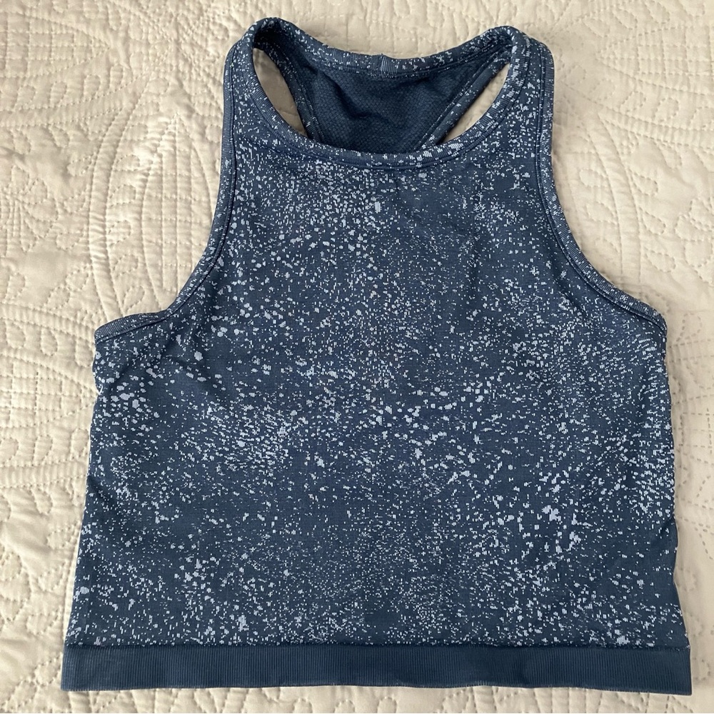 Lululemon Ebb to Street cropped tank